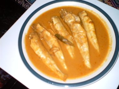 043 Lady Fish curry[3]