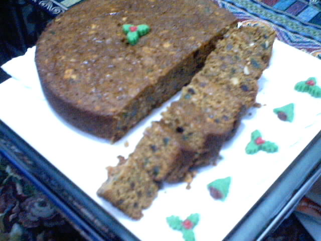 129 Mixed fruit cakebrown[3]