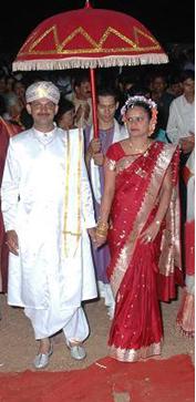 Mangalorean_Catholic_wedding_costumes